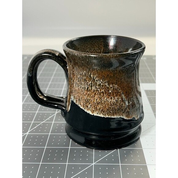 Deneen Pottery Hand Thrown Drip Glaze Mug 2014 Cool Brown IKON HOMES Logo - Picture 3 of 12